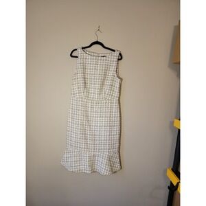 Ann Taylor Tweed Check Sheath Dress Beige White Fringe Zip Scoop Neck Size 10